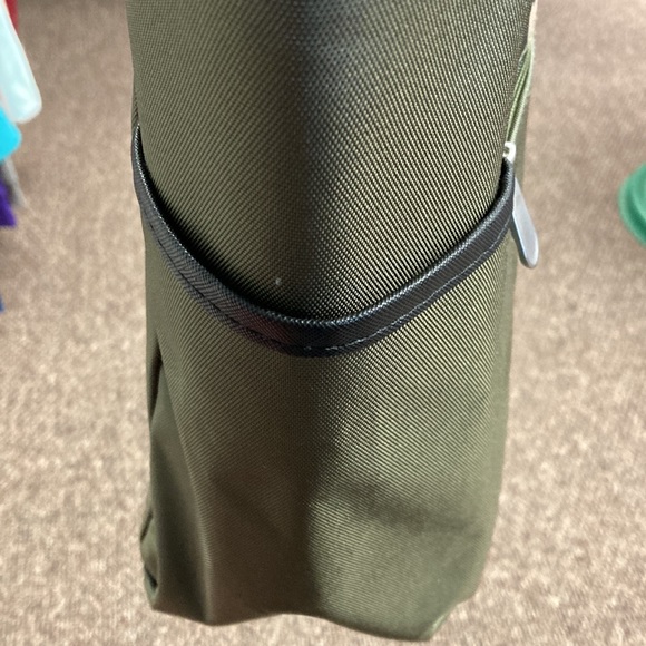 Samantha Brown Travel Tote Camo Trim NWOT Lots of Pockets RFID protected pocket - Picture 10 of 12